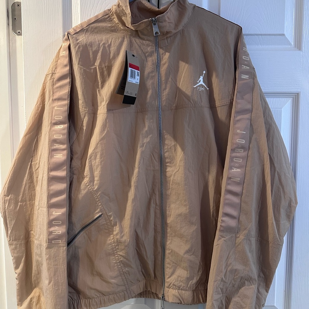 Air Jordan Essentials Warm-up Jacket
